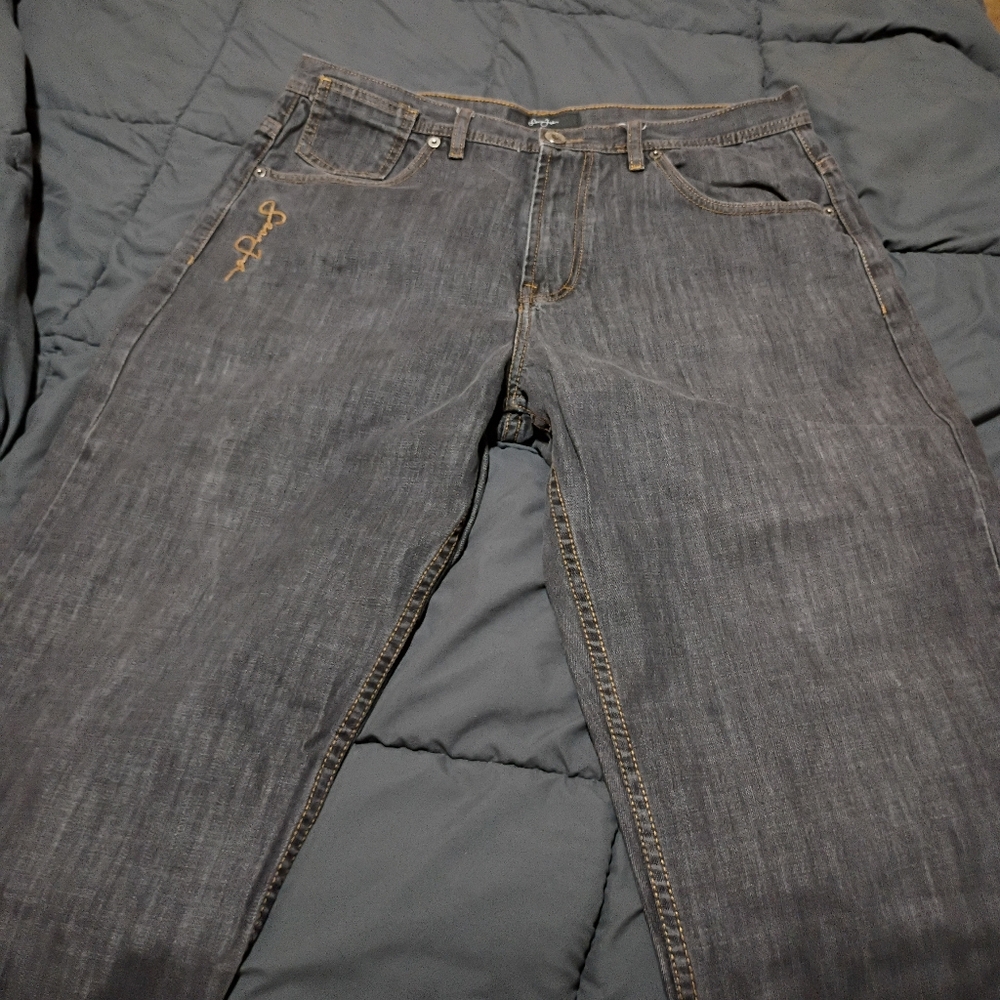 Sean John Men's Relaxed Jeans in Dark Gray